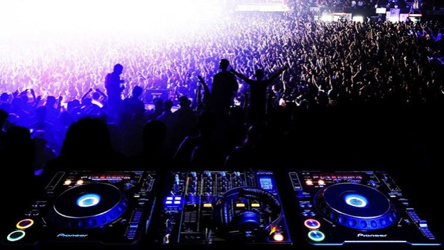 DJ Decks with crowd